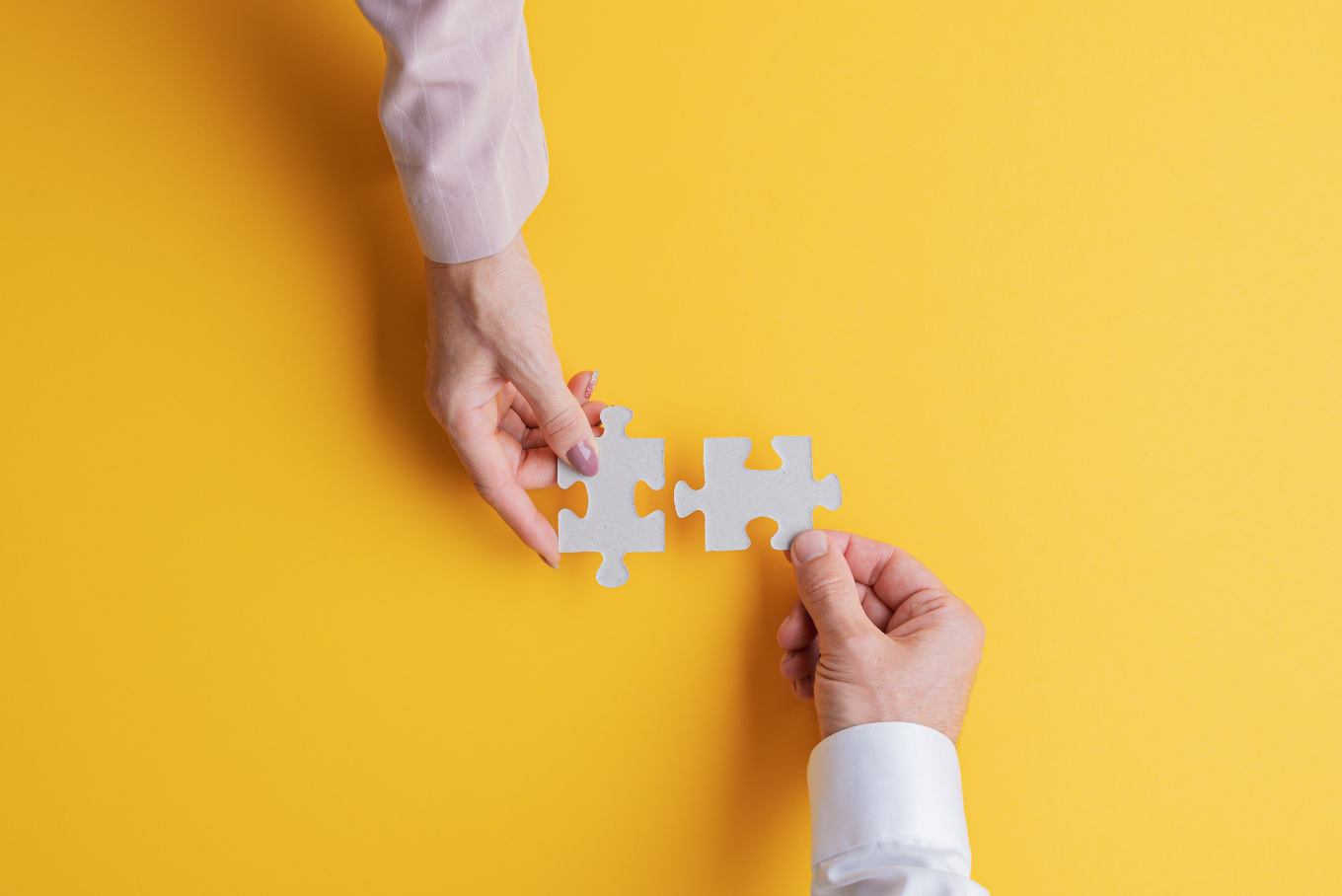 Couples who talk about money with each other have stronger relationships Couples who talk about money with each other have stronger relationships